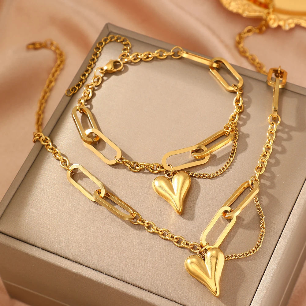 COLLAR Y PULSERA BAÑADO EN ORO 18K- Corazón retro